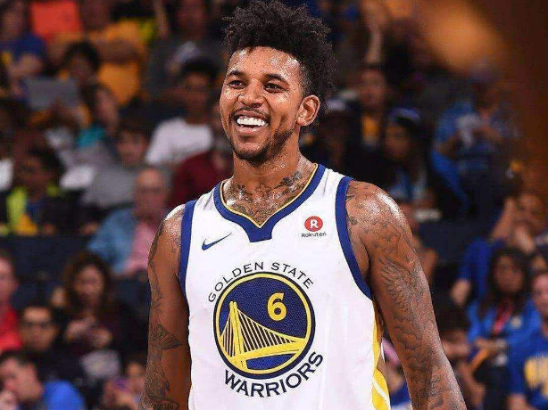 云南玉昆中场张宇峰：祝愿老东家长春亚泰早日重返中超（云南玉昆中场张宇峰祝福老东家：期待长春亚泰早日回归中超）