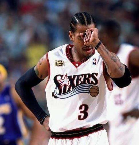 NBA每日最佳：詹姆斯关键发挥助湖人获胜，库里48分难阻失利（NBA今日最佳：詹姆斯关键时刻发威率湖人取胜，库里轰48分仍难救主）